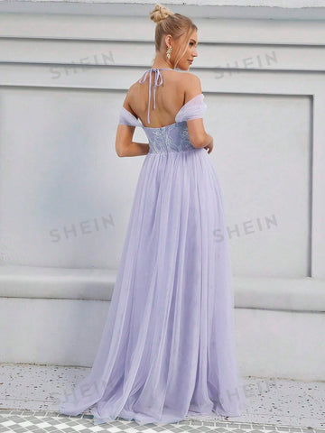 Contrast Lace Cold Shoulder Mesh Wedding Dress