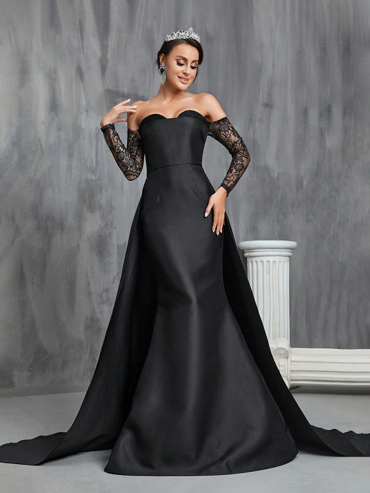 Contrast Lace Off Shoulder Floor Length Wedding Dress