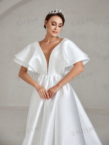 Contrast Mesh Butterfly Sleeve Satin Wedding Dress