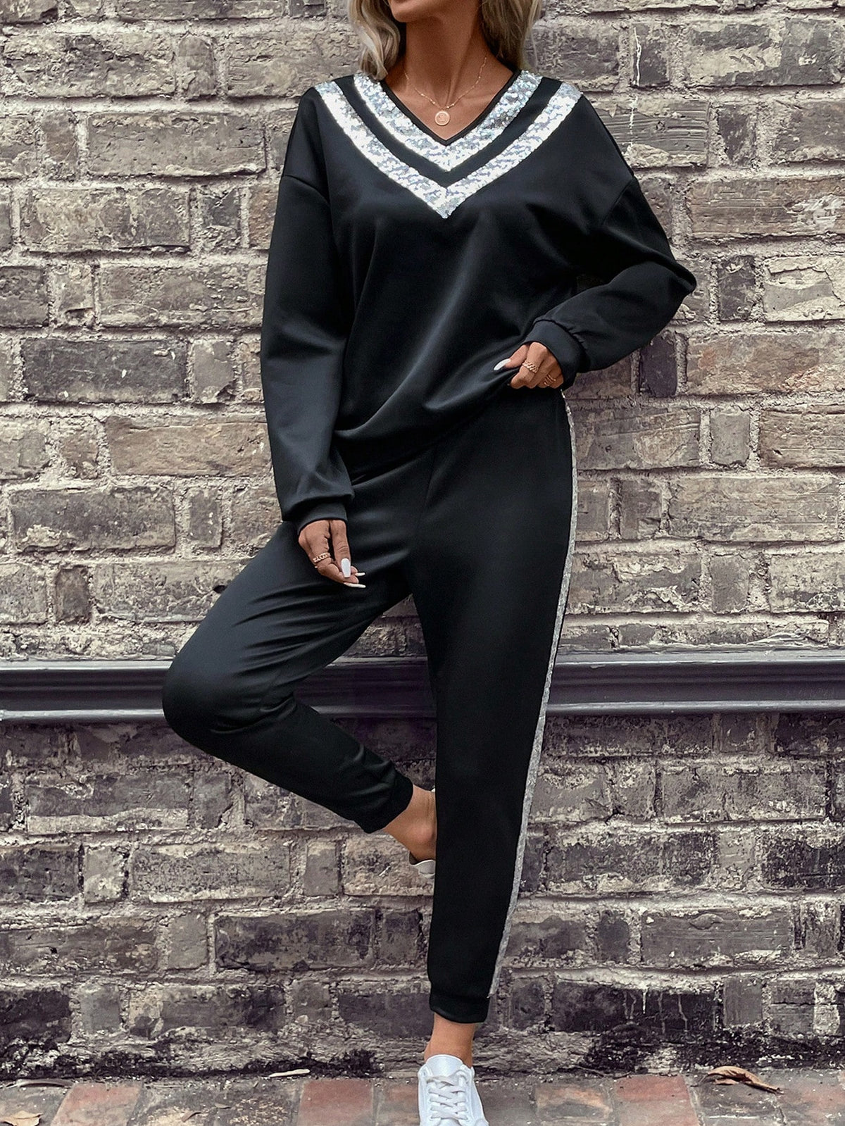 Contrast Sequin Drop Shoulder Sweatshirt & Sweatpants