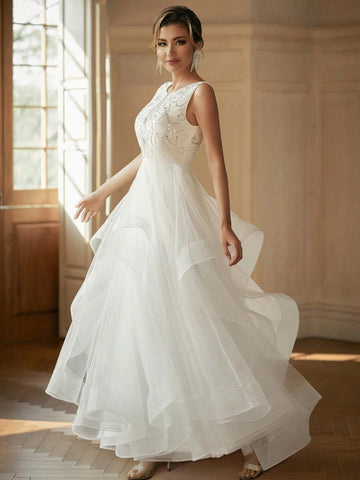 Contrast Sequin Round Neck Wedding Dress With Beaded Embroidery