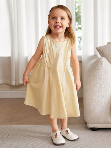 Cozy Cub Young Girl Apricot Round Neck Soft, Comfortable & Breathable Sleeveless Dress, With Stripes Decoration, All-Match Style, Suitable For Casual Home Wear, Outing, Party, Amusement Park, Photography, Etc.