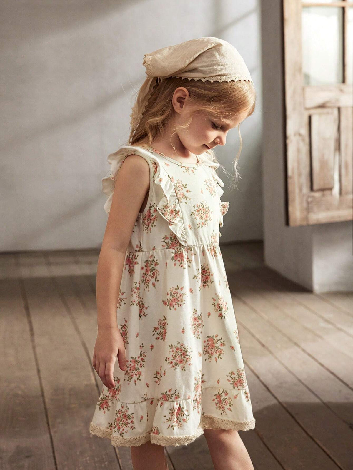 Cozy Cub Young Girl's Floral Pattern Knitted Soft Waist-Cinching Dress With Round Neck And Ruffled Hem