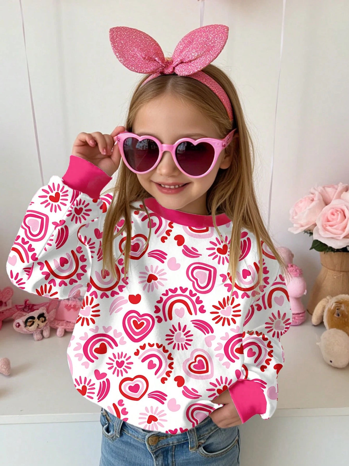 Cute Heart Pattern, Pink, Young Girls Casual Loose Fit Round Neck Comfortable Daily Knitted Long Sleeve Sweatshirt, Suitable For Autumn/Winter
