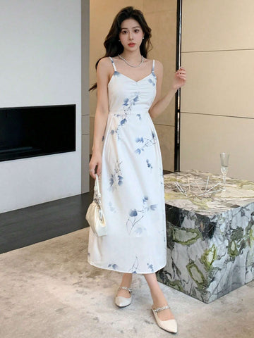 DAZY 2pcs/Set Ink And Wash Style Buttoned Crop Top & Printed Strap Dress