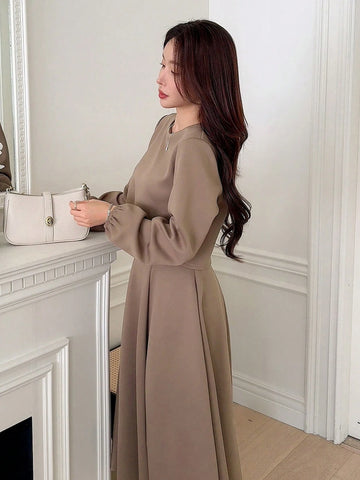 DAZY 2pcs/Set Women Plain Crew Neck Cropped Top And A-Line Skirt