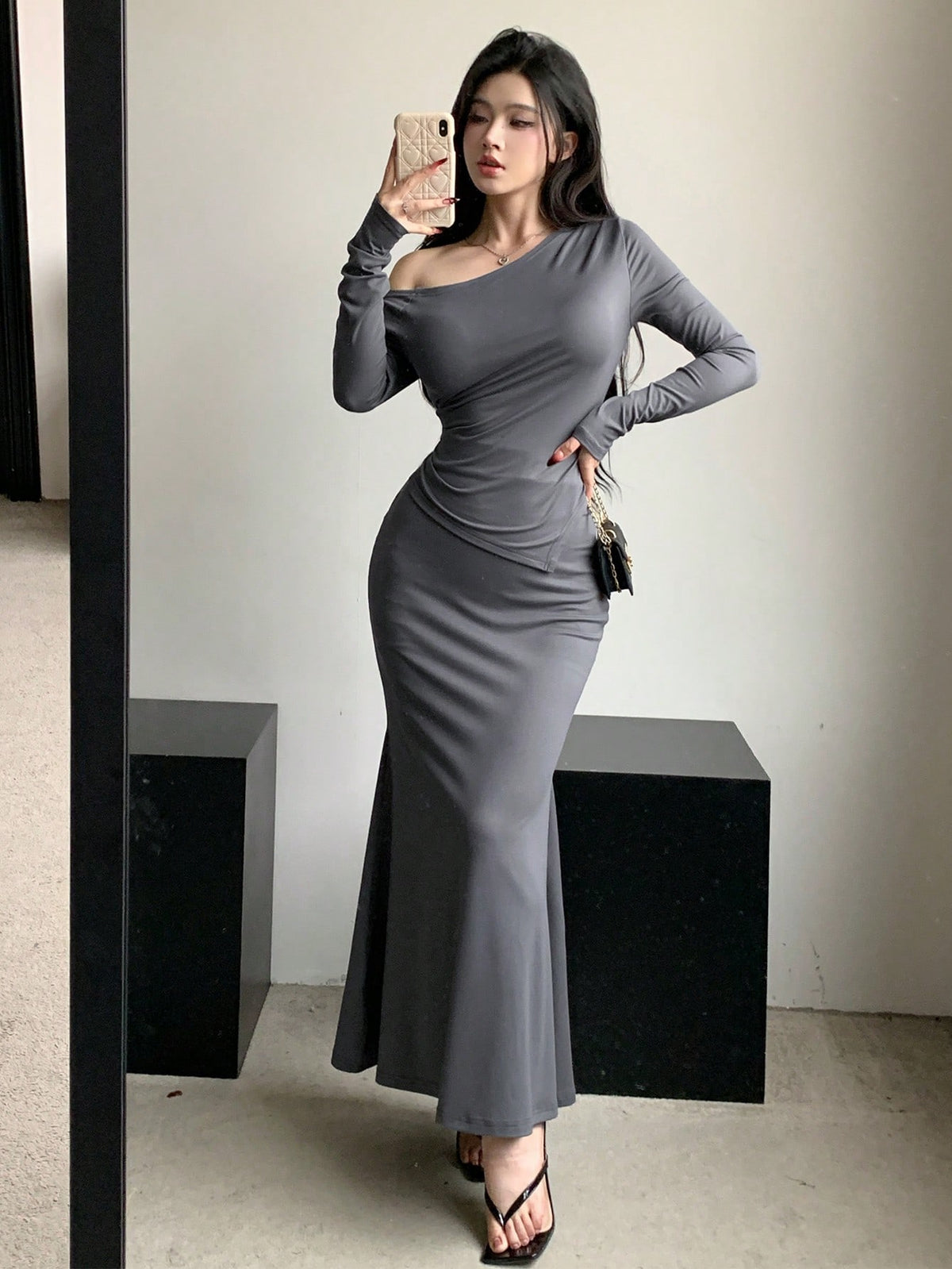 DAZY 2pcs/Set Women's Off Shoulder Slim Fit Ruched Long Sleeve T-Shirt And Bodycon High-Low Hem Skirt