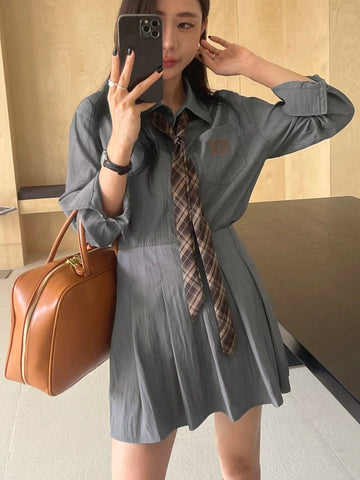 DAZY 2pcs Set: Women's Solid Color Pleated Blouse & Skirt