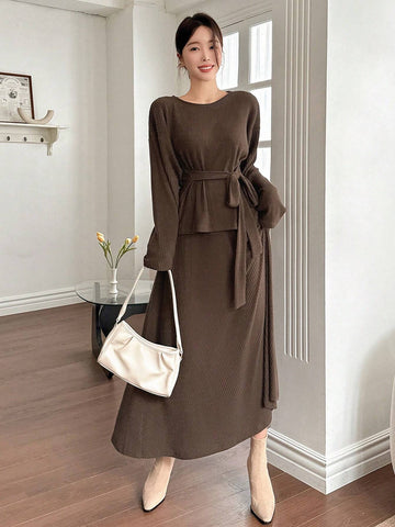 DAZY 2pcs Women Set: Solid Color Loose Drawstring Round Neck T-Shirt And Skirt