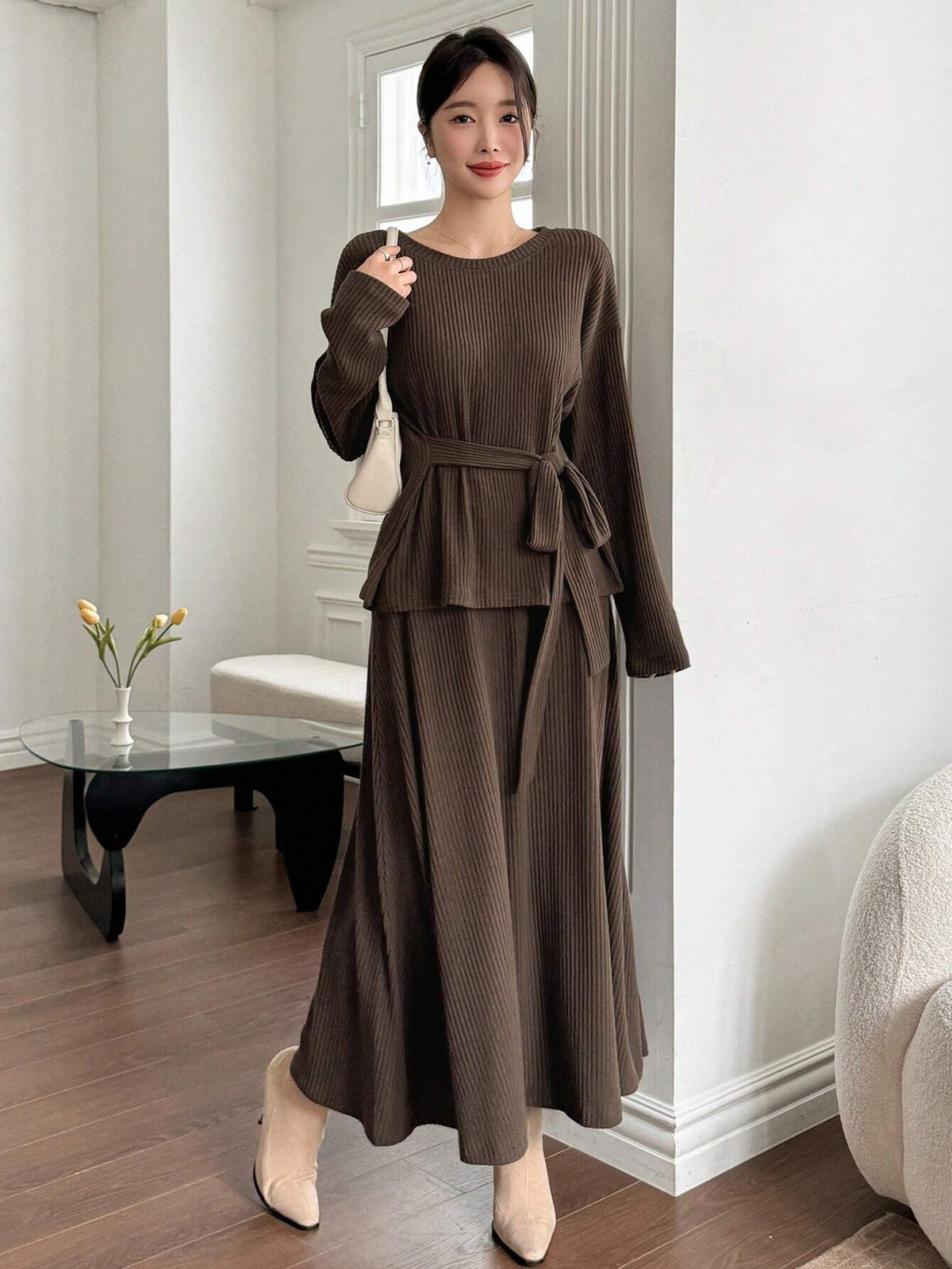 DAZY 2pcs Women Set: Solid Color Loose Drawstring Round Neck T-Shirt And Skirt