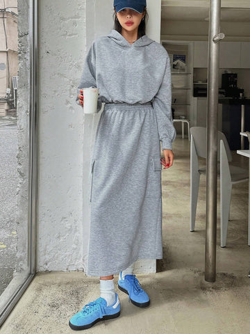 DAZY 2pcs Women's Simple Hooded Sweatshirt And A-Line Skirt Set