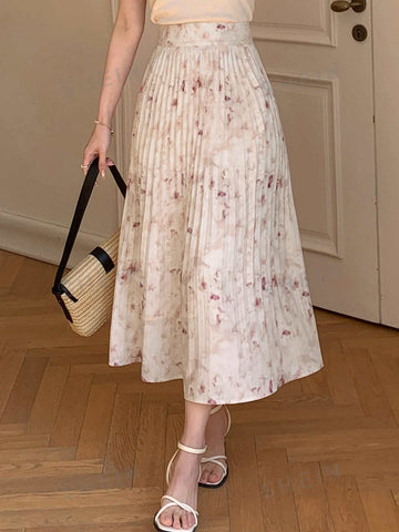 DAZY Allover Print Pleated Skirt