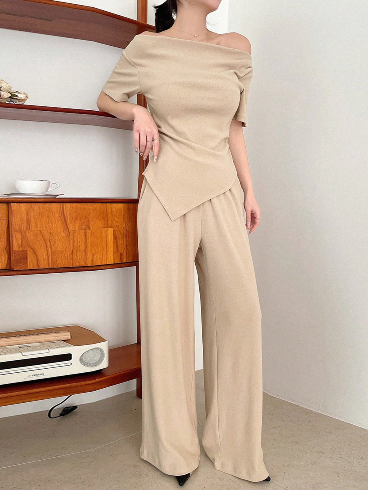 DAZY Asymmetric Collar And Hem Solid Color Top With Pants Set
