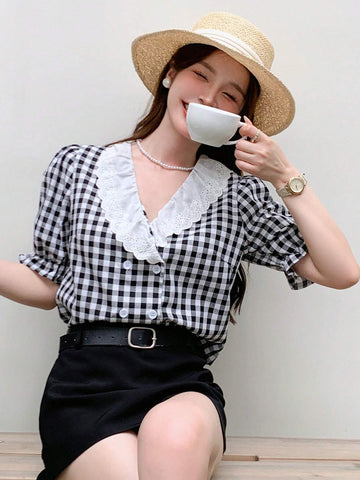 DAZY Contrast Lace Short Sleeve Button-Down Women's Shirt