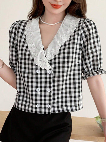 DAZY Contrast Lace Short Sleeve Button-Down Women's Shirt