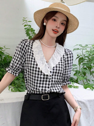 DAZY Contrast Lace Short Sleeve Button-Down Women's Shirt