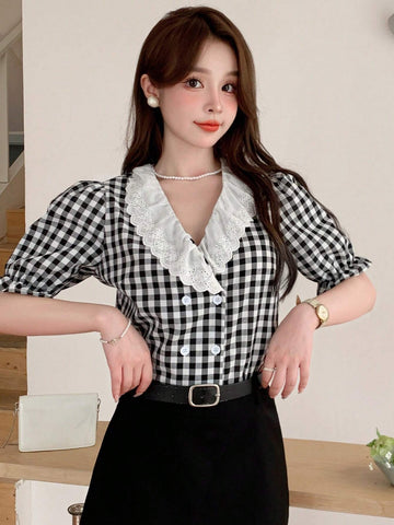 DAZY Contrast Lace Short Sleeve Button-Down Women's Shirt