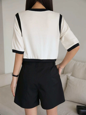 DAZY Contrast Trim Button Front Tee