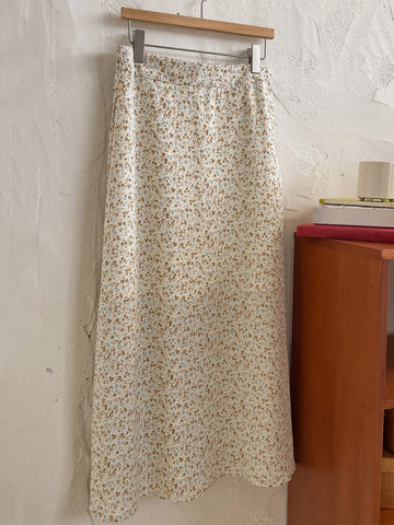 DAZY Ditsy Floral Print Split Hem Skirt