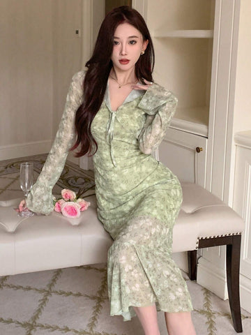 DAZY Elegant Summer Dress With Gathered Waist, Floral Print, Ruffle Hem, And Lotus Leaf Edge