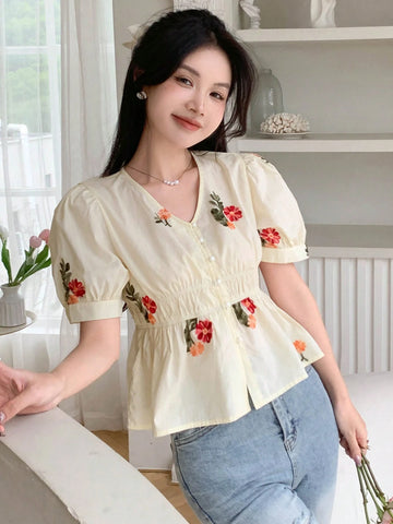 DAZY Embroidered V-Neck Short Puff Sleeve Waist-Hugging Women Blouse