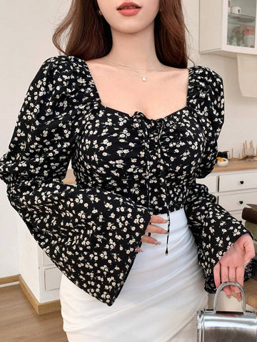 DAZY Floral Print Short Bell Sleeve Crop Top For Women With Tie And Pleats