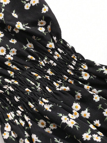 DAZY Floral Print Short Bell Sleeve Crop Top For Women With Tie And Pleats