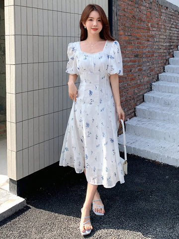 DAZY Floral Print Sweetheart Neckline Dress With Gathered Waist