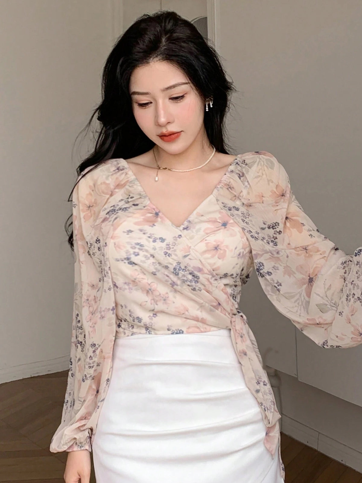 DAZY Floral Print Wrap V-Neck Long Sleeve Women Blouse
