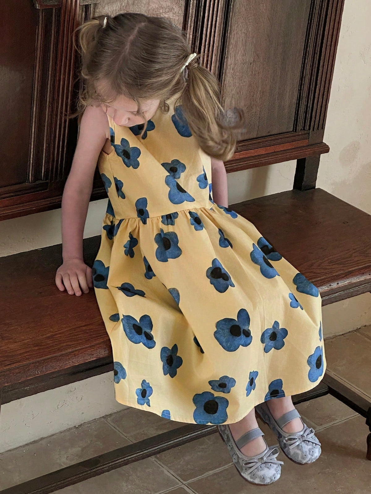 DAZY Girls' Sleeveless Round Neck Ditsy Floral Casual Dress, Summer