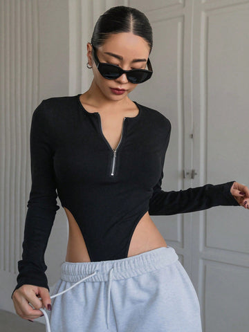 DAZY Half-zipper Long Sleeve High-cut Bodysuit