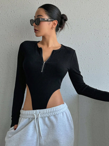 DAZY Half-zipper Long Sleeve High-cut Bodysuit