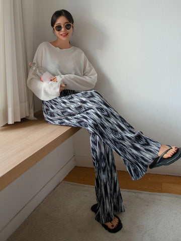 DAZY High Waist Brush Print Plisse Pants