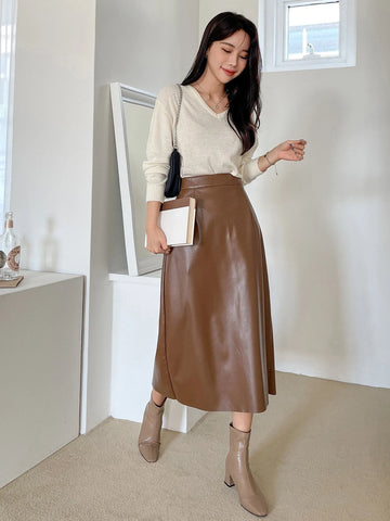 DAZY High Waist Split Back PU Leather Skirt
