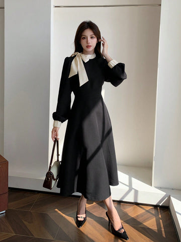 DAZY Ladies' Contrast Color Collared Waist Strap Dress