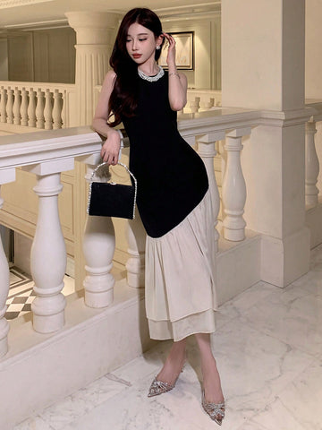 DAZY Ladies' Contrast Color Ruffle Hem Sleeveless Dress