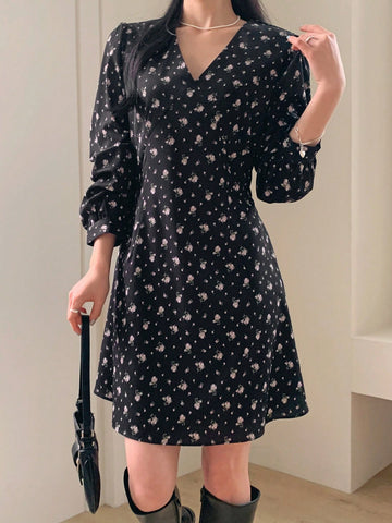 DAZY Ladies' Long Sleeve Mini Floral Dress