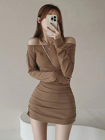 DAZY Ladies' Solid Color Off Shoulder Halter Neck Long Sleeve Dress