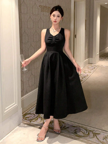 DAZY Ladies' V-Neck Sleeveless Bell Sleeve Hem Elegant Sweet Fashion Dress