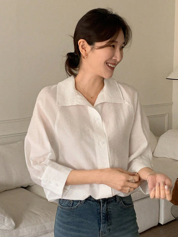 DAZY Lightweight Sheer Collar 3/4 Sleeve Loose Casual Blouse, Flattering Minimalist Style For Women