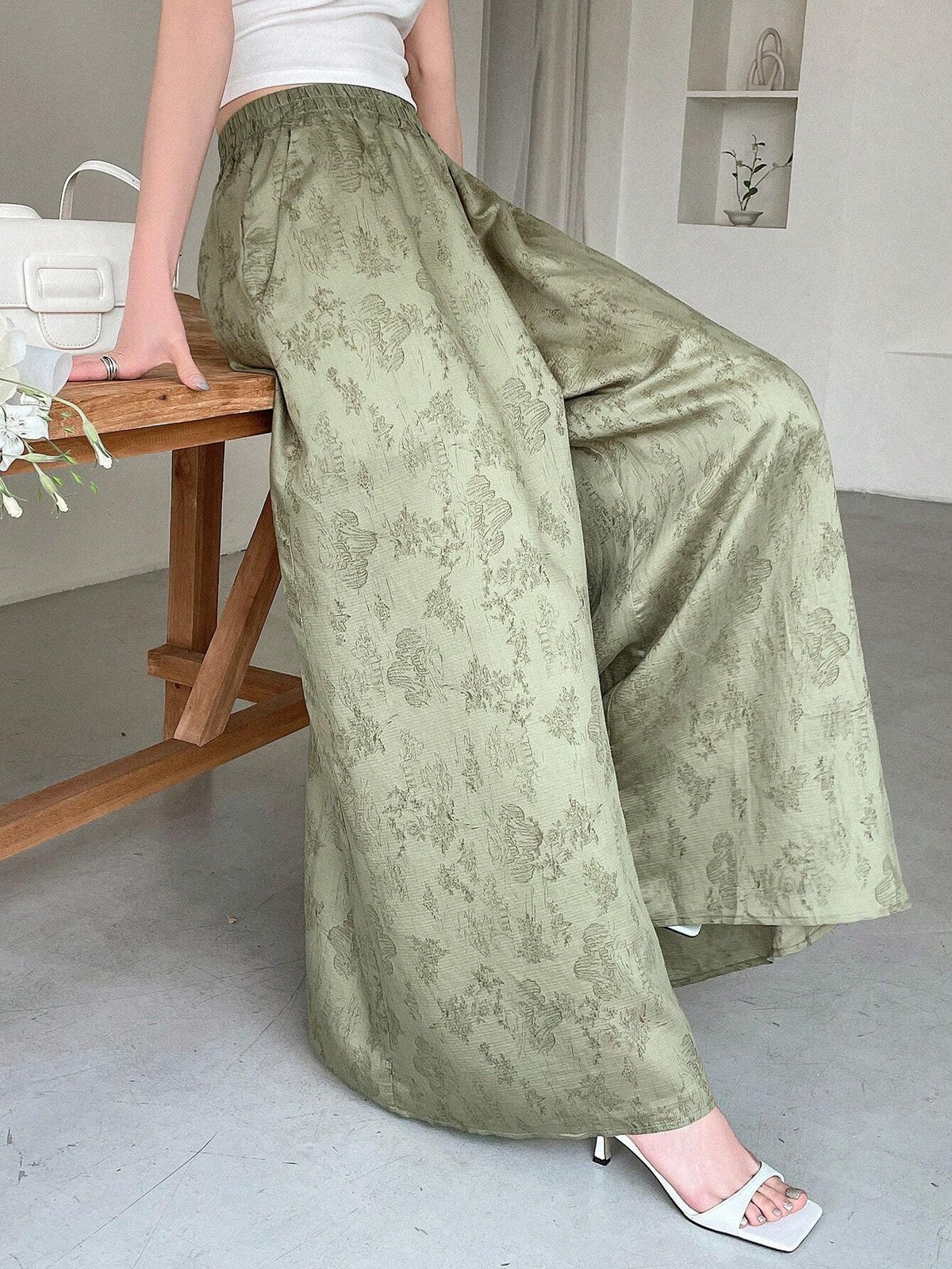 DAZY Loose Elastic Waist Wide Leg Pants With Floral Prints For Women