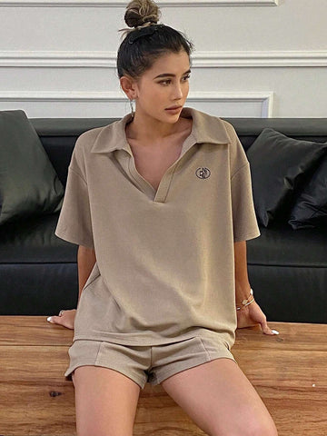 DAZY Loose Short Sleeve T-Shirt And Shorts Set With Letter Embroidery For Women
