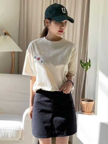 DAZY Planet & Heart Print Drop Shoulder Tee