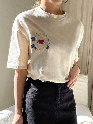 DAZY Planet & Heart Print Drop Shoulder Tee