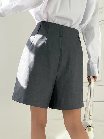 DAZY Slant Pocket Fold Pleated Wide Leg Shorts