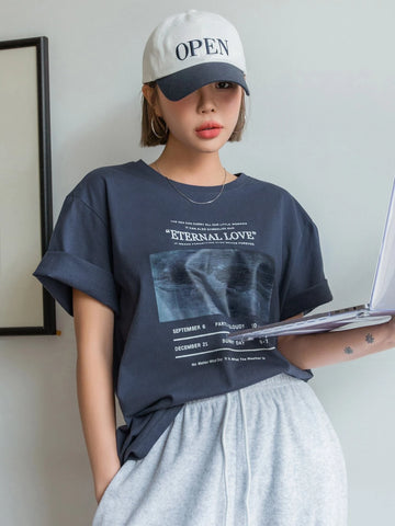 DAZY Slogan Graphic Drop Shoulder Tee