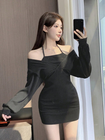 DAZY Solid Color Long Sleeve Halter Neck Mini Dress, Casual For Autumn