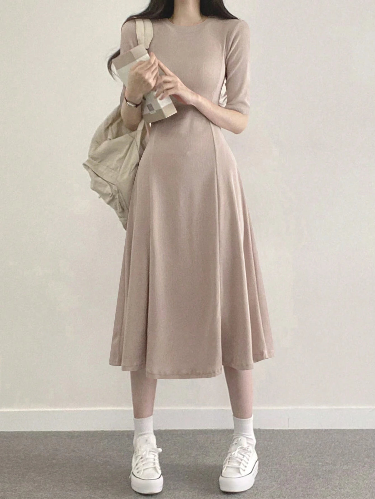 DAZY Solid Color Round Neckline & Cinching Waist Casual Dress
