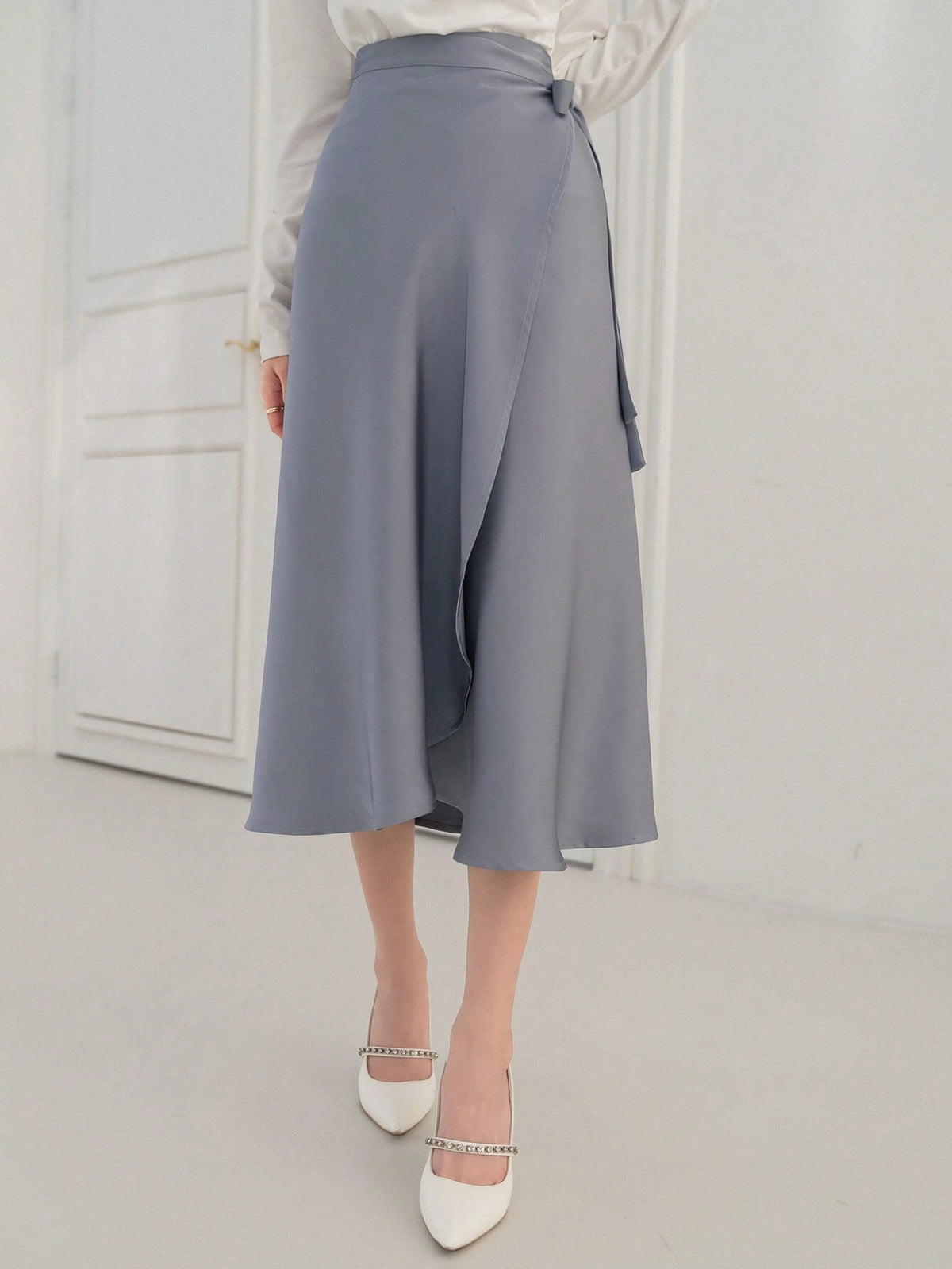 DAZY Solid Color Satin High-Low Hem Skirt With Ruffled Edge