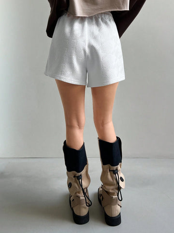 DAZY Solid Color Texture Drawstring Elastic Waist Women's Shorts